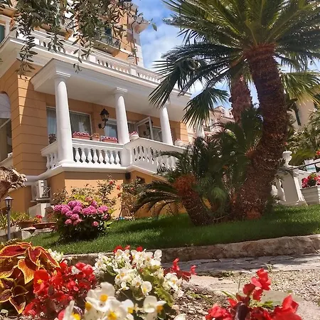 Morandi Hotel 3*