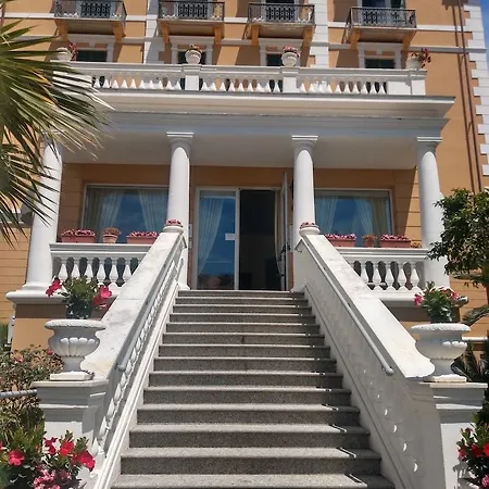 Hotel Morandi 3*