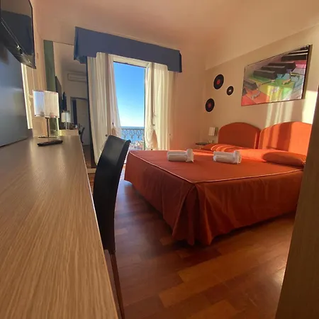 Morandi Hotel 3*